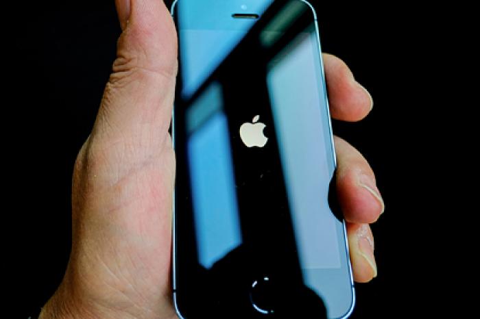 Назван срок смерти iPhone SE