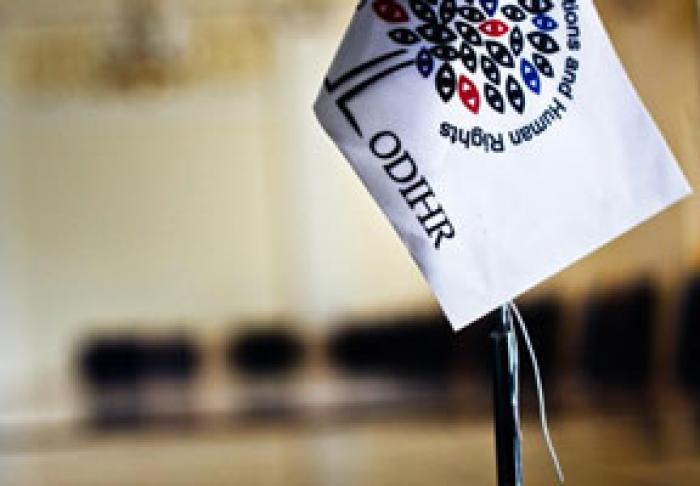 OBSERVATORII INTERNAŢIONALI: TURUL DOI AL ALEGERILOR PREZIDENŢIALE DIN MOLDOVA, DEŞI BINE GESTIONAT, A FOST UMBRIT DE RETORICĂ NEGATIVĂ ŞI REGULI INEFICIENTE DE FINANŢARE