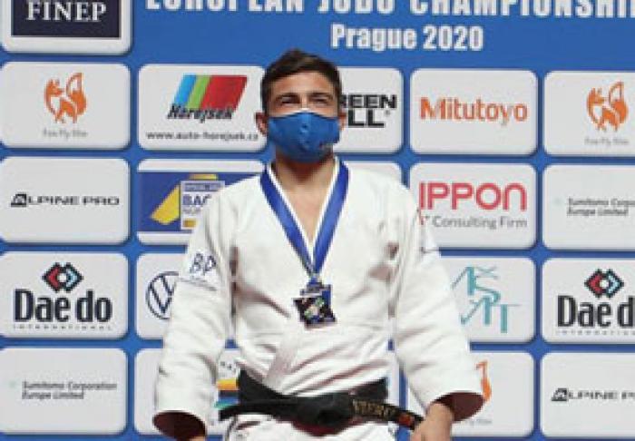 UN JUDOCAN MOLDOVEAN A CUCERIT MEDALIA DE AUR LA CAMPIONATUL EUROPEAN DE JUDO