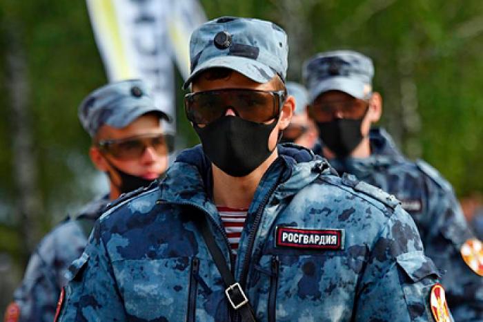 У росгвардейцев появился нагрудный знак