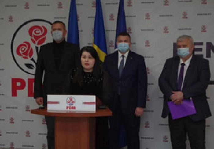 VICEPRIM-MINISTRUL PENTRU REINTEGRARE A CALIFICAT DEMISIA SA DREPT O „DECIZIE POLITICĂ ASUMATĂ”