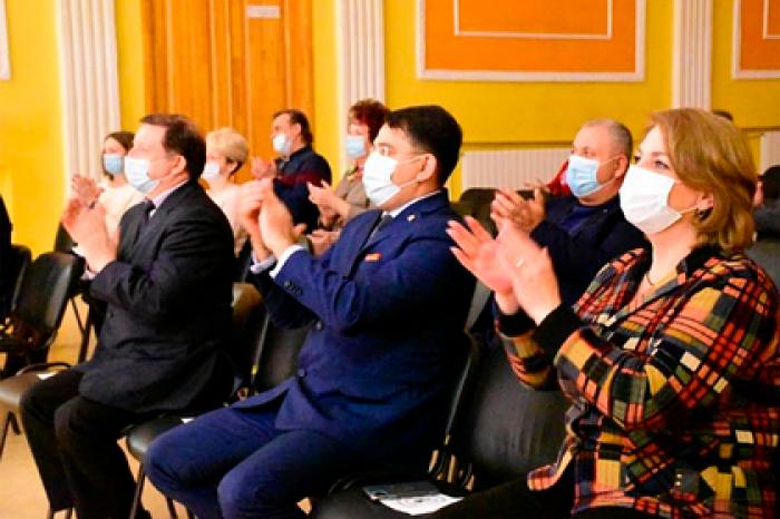 В свердловском поселке отремонтировали дом культуры