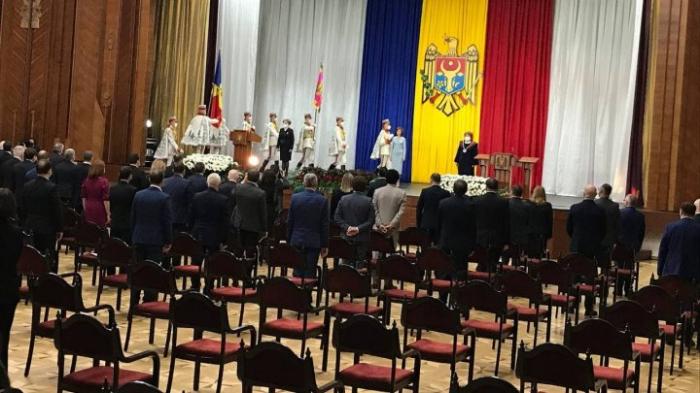 BREAKING NEWS: Maia Sandu a fost învestită în funcţia de preşedinte al Republicii Moldova (VIDEO)