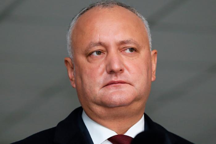 Додон подписал закон о возвращении официального статуса русскому языку