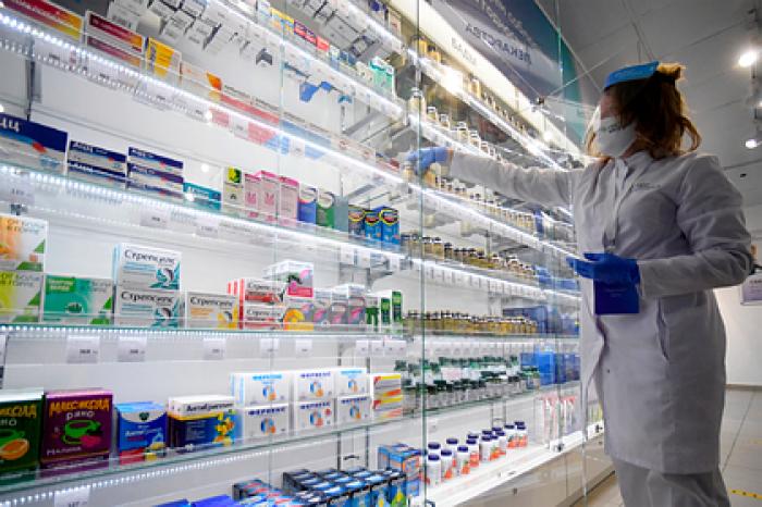 Эксперт объяснил невозможность связывать дефицит лекарств с маркировкой