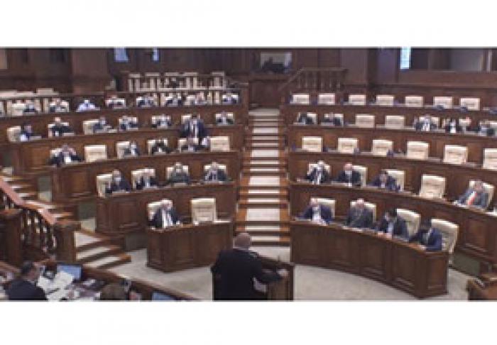 PARLAMENTUL A ADOPTAT LEGEA PRIVIND FUNCȚIONAREA LIMBILOR PE TERITORIUL REPUBLICII