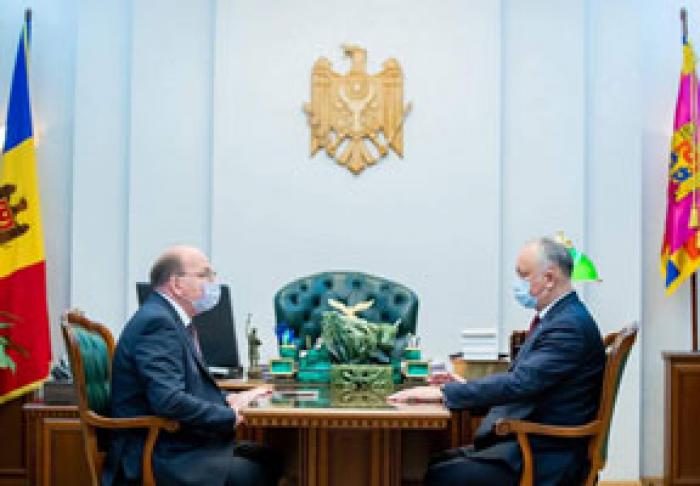 PREŞEDINTELE ACTUAL AL RM A DISCUTAT CU AMBASADORUL FEDERAŢIEI RUSE DESPRE URMĂTOAREA SA VIZITĂ LA MOSCOVA