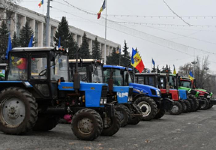 PREMIERUL CONSIDERĂ CĂ PROTESTUL FERMIERILOR A FOST ORGANIZATĂ DE VICEPREŞEDINTELE PARLAMENTULUI ALEXANDRU SLUSARI