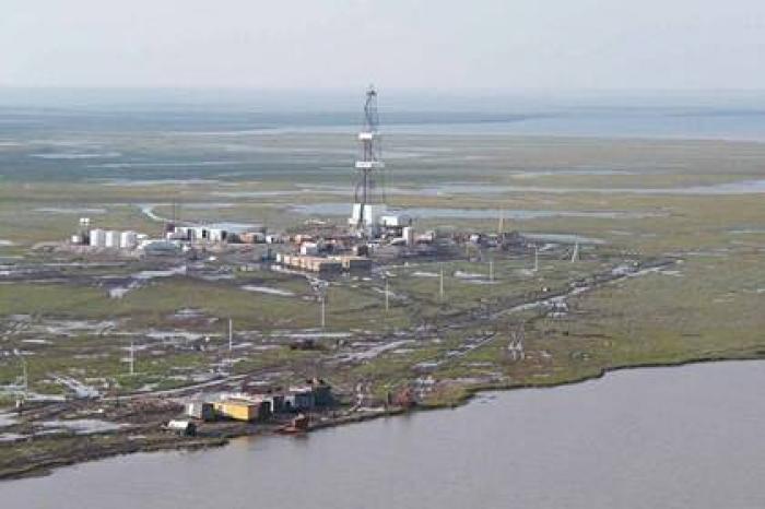 При аварии на российском нефтяном месторождении погиб один человек