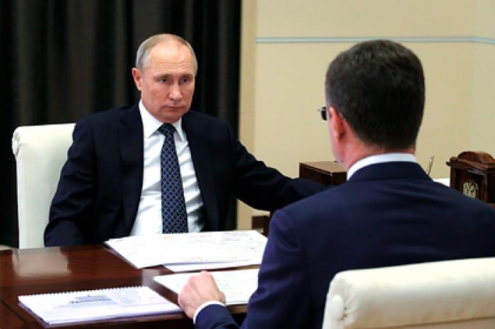 Путин потребовал от нефтяников не хулиганить с россиянами