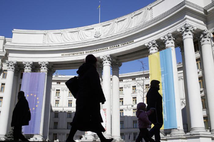 Украина перечислила приоритеты на 2021 год