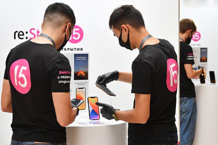 В России рухнули продажи новых iPhone