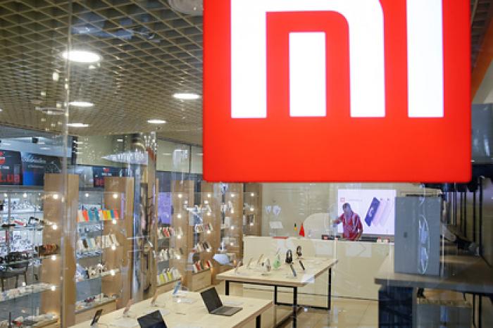 Акции Xiaomi рухнули после внесения компании в черный список США