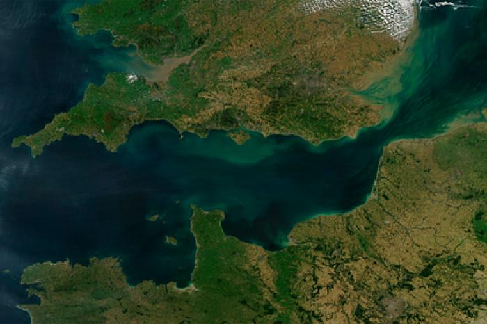 Моряк три дня дрейфовал в море после отказа двигателя яхты и радиостанции