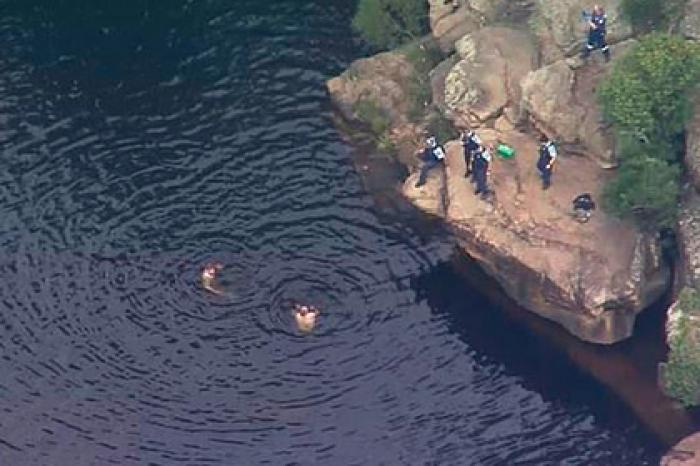 Подросток нырнул с друзьями в популярный среди туристов водоем и внезапно исчез