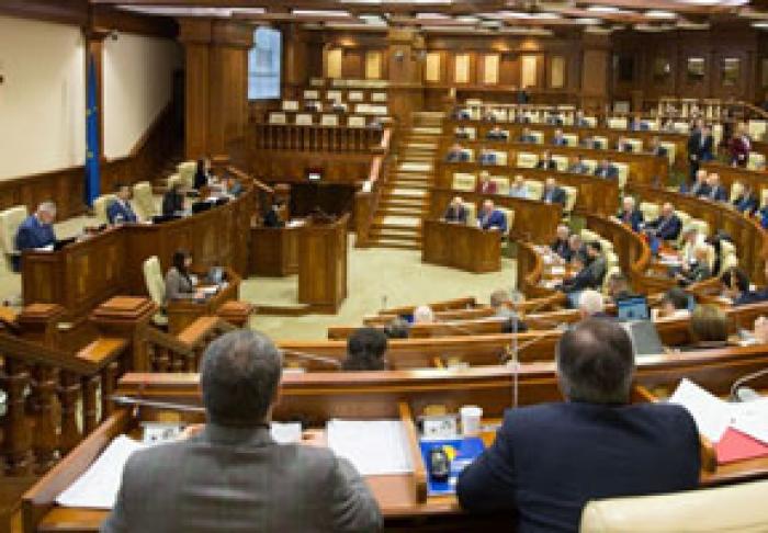 SESIUNILE PLENARE ALE PARLAMENTULUI MOLDOVEI ÎN 2020 AU AVUT O DURATĂ DE APROAPE 182 DE ORE, MAI MULTE DECÂT ÎN ANUL PRECEDENT