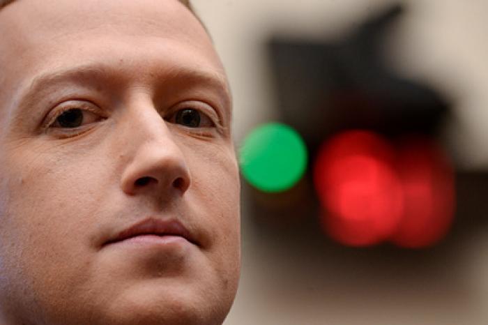 Трампа оставили без Facebook до конца президентского срока