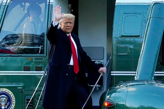 В сети «раскрыли» содержание оставленной Трампом записки Байдену в Белом доме