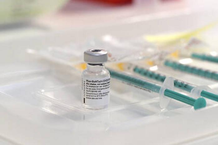 В Швейцарии пять человек умерли после вакцинации Pfizer