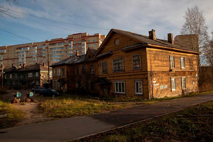 Жители российского города пожаловались на «поехавшие» дома