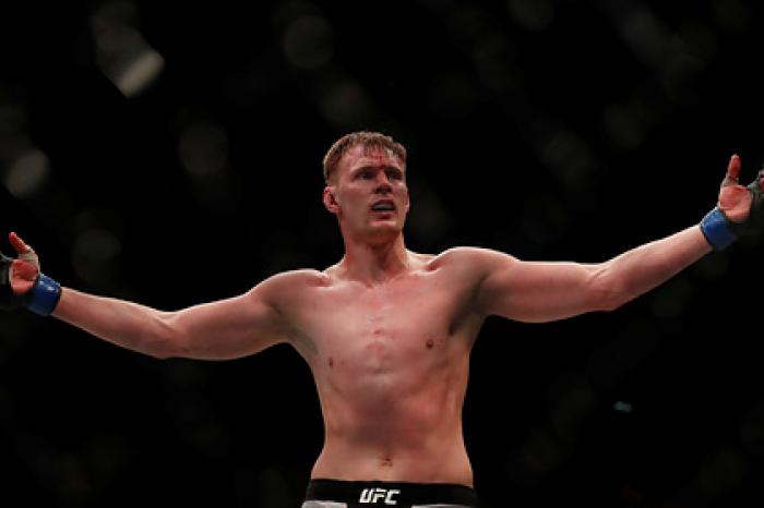Боец UFC Оверим признал уникальность Волкова