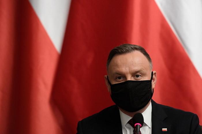Чехия попросила Путина о поставках российской вакцины от коронавируса