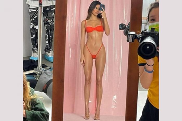Фанаты нашли нелепый фотошоп на снимке Кендалл Дженнер и разозлились