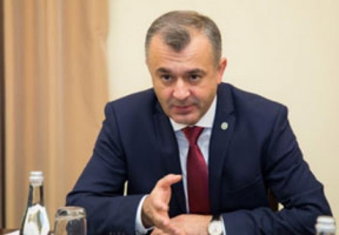 FOSTUL PREMIER A PREZENTAT ÎNCĂ O LECŢIE DE ALFABETIZARE FINANCIARĂ "TERORISTULUI" DIN CONDUCEREA PARLAMENTULUI