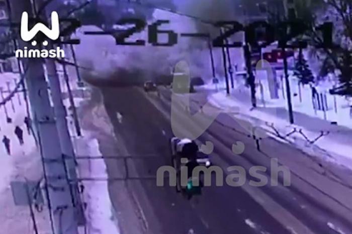Момент взрыва в кафе в Нижнем Новгороде попал на видео