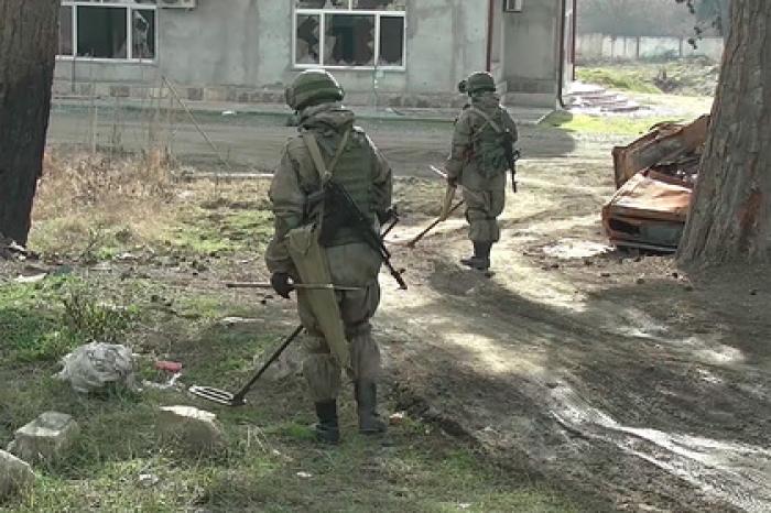 Опубликовано видео работы российских саперов в Нагорном Карабахе