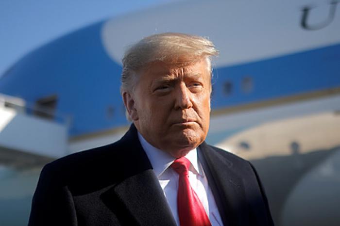 Открытие гольф-курорта Трампа отложили на неопределенный срок