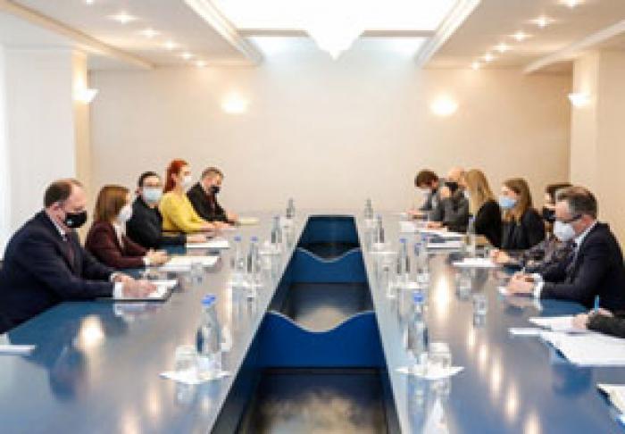 PREŞEDINTELE MOLDOVEI A REAFIRMAT DECIZIA DE A CĂUTA MODALITĂŢI EXCLUSIV PAŞNICE DE SOLUŢIONARE A CONFLICTULUI TRANSNISTREAN