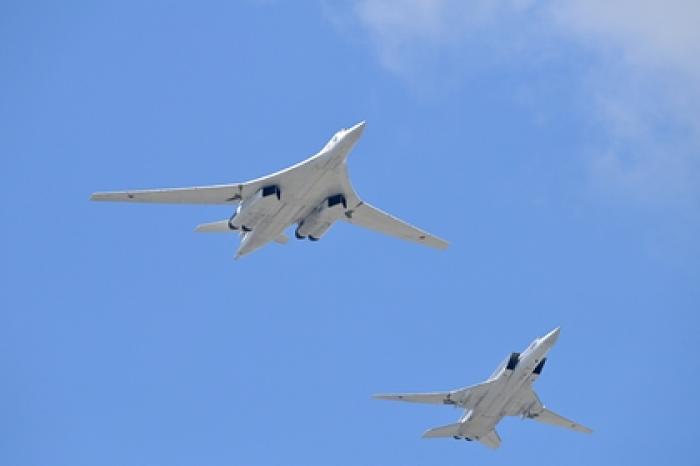 Российский бомбардировщик Ту-22М3 пострелял «убийцами авианосцев»