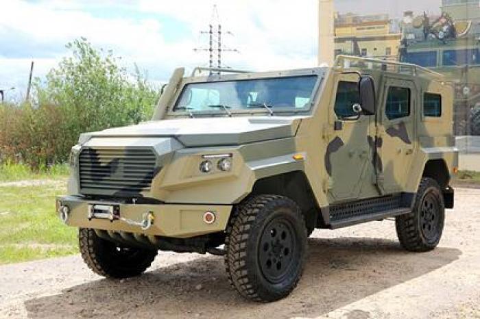 «Русский Land Cruiser» задумали создать на базе броневика