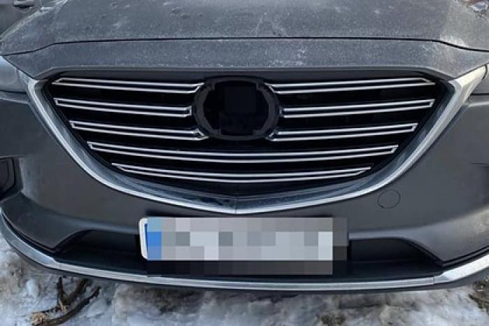 Украинец попытался спрятаться от полиции и закопался в снегу