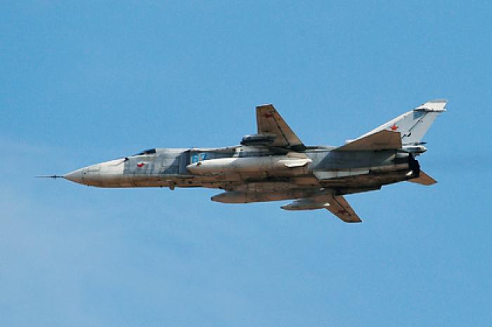 В США рассказали о защищающих Россию «устаревших» Су-24