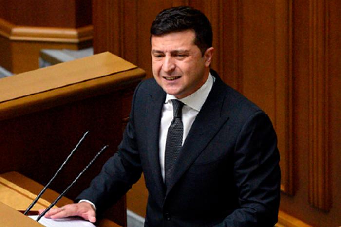 Зеленский назвал срок запуска украинского спутника