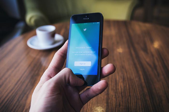 Описан принцип замедления работы Twitter для россиян