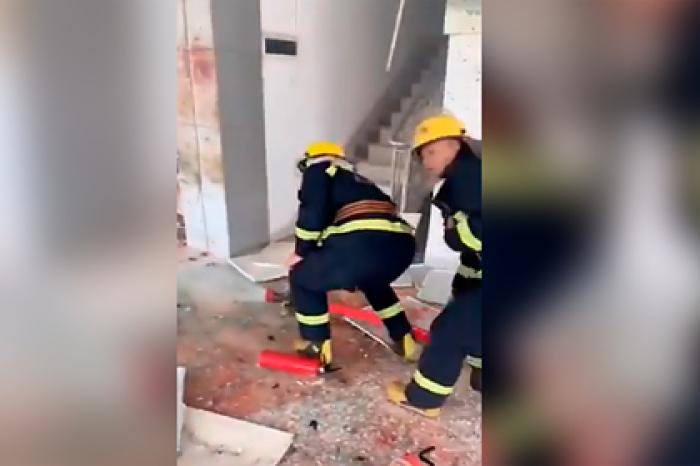 Появилось видео с места подрыва смертника в Китае