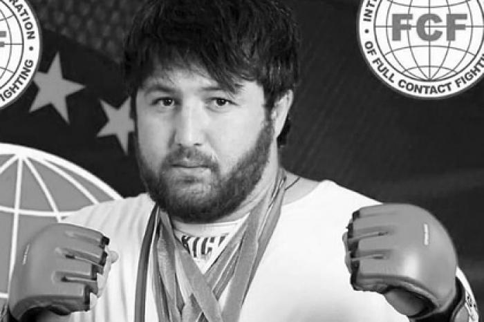 Российского бойца-чемпиона MMA убили в драке