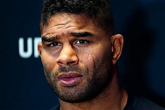 UFC избавился от нокаутированного Волковым тяжеловеса