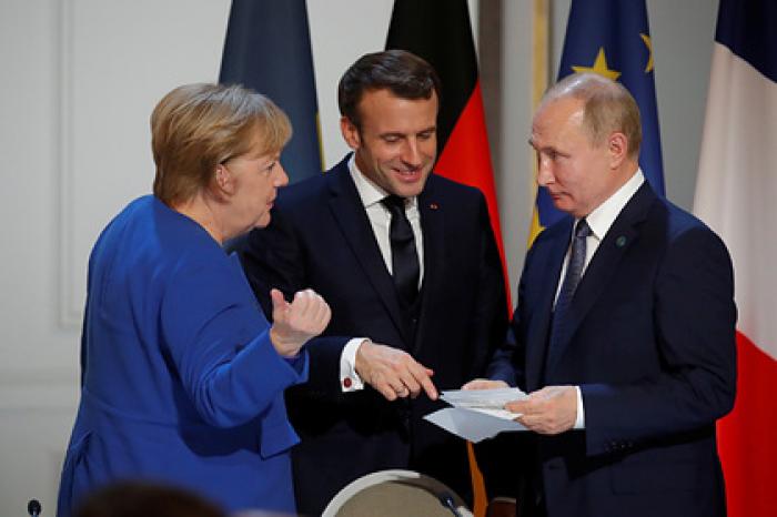 Украина отвергла переговоры Путина, Макрона и Меркель без Зеленского