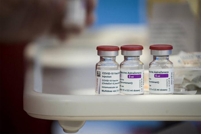 В Канаде предупредили о тромбах из-за вакцины AstraZeneca
