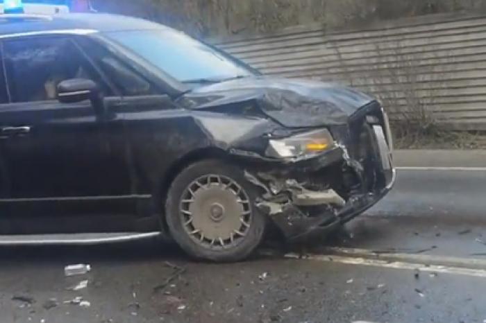 Aurus Arsenal попал в аварию на Рублевке
