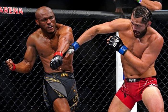 Чемпион UFC Усман защитил пояс и превзошел достижение Нурмагомедова