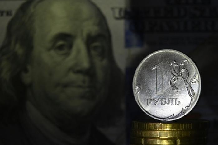 Финансовый аналитик рассказал о плане США сделать доллар по 125 рублей