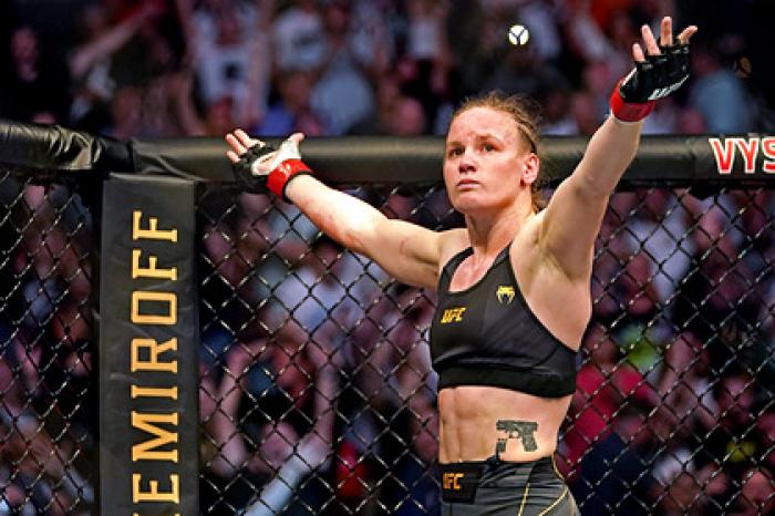 Глава UFC сравнил чемпионку родом из СССР с демоном