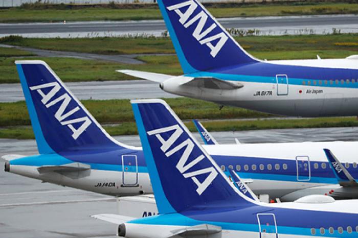 Летевший из Франции в Японию Boeing сел в России из-за инсульта у командира