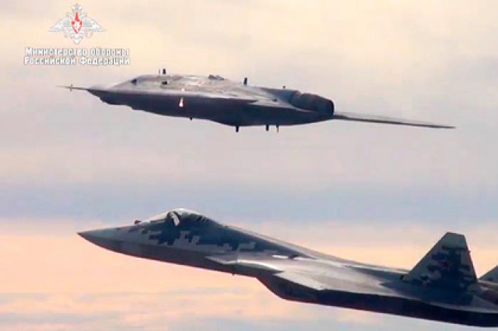 Раскрыта готовность ведомого Су-57