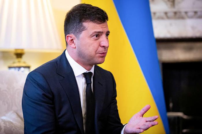 Украинские депутаты призвали Зеленского разорвать отношения с Россией